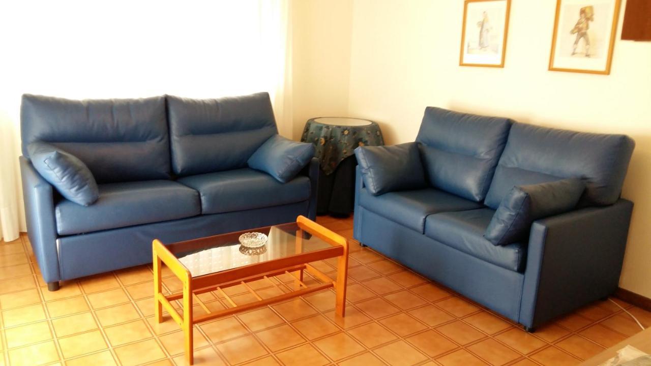 Apartamentos Turisticos Arosa Ogrove 오그로브 외부 사진