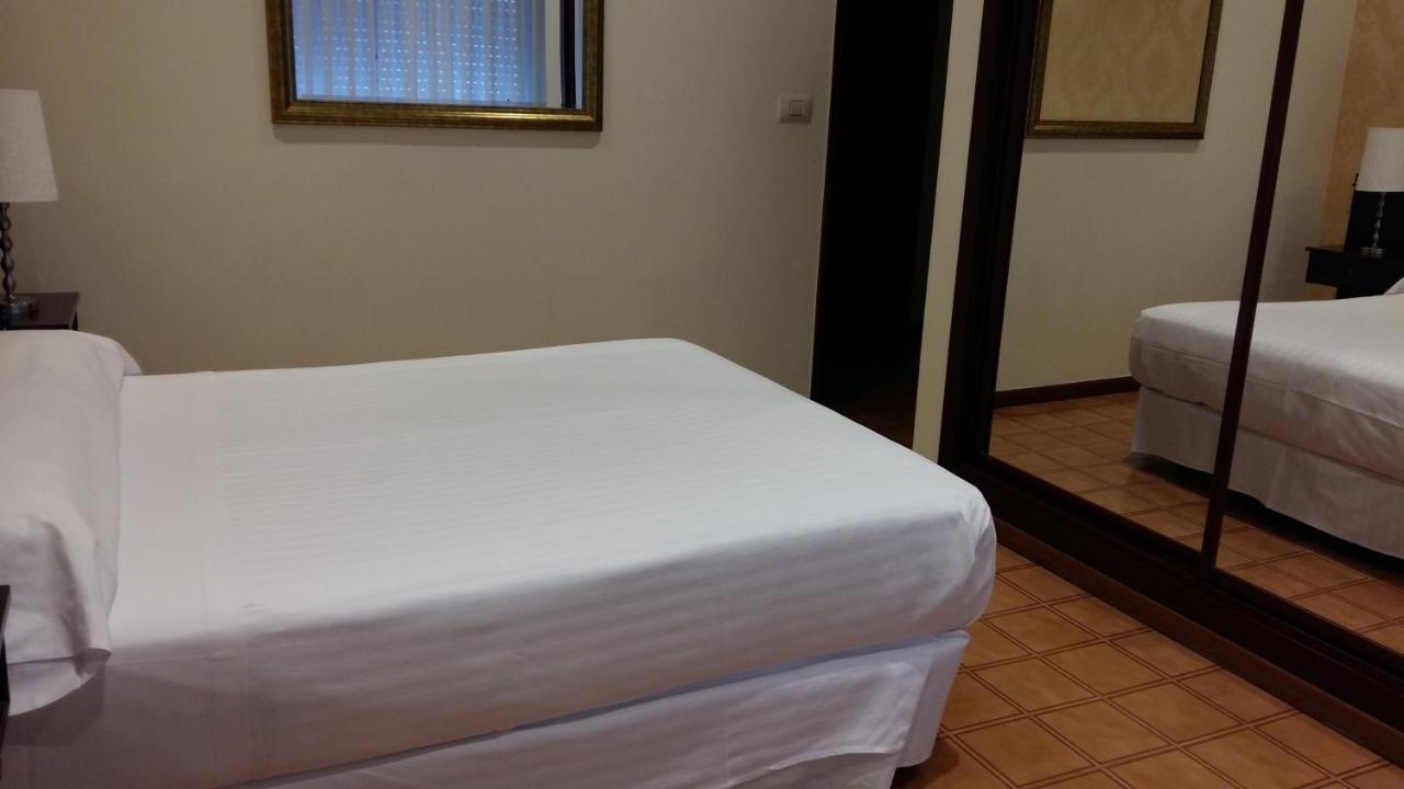 Apartamentos Turisticos Arosa Ogrove 오그로브 외부 사진