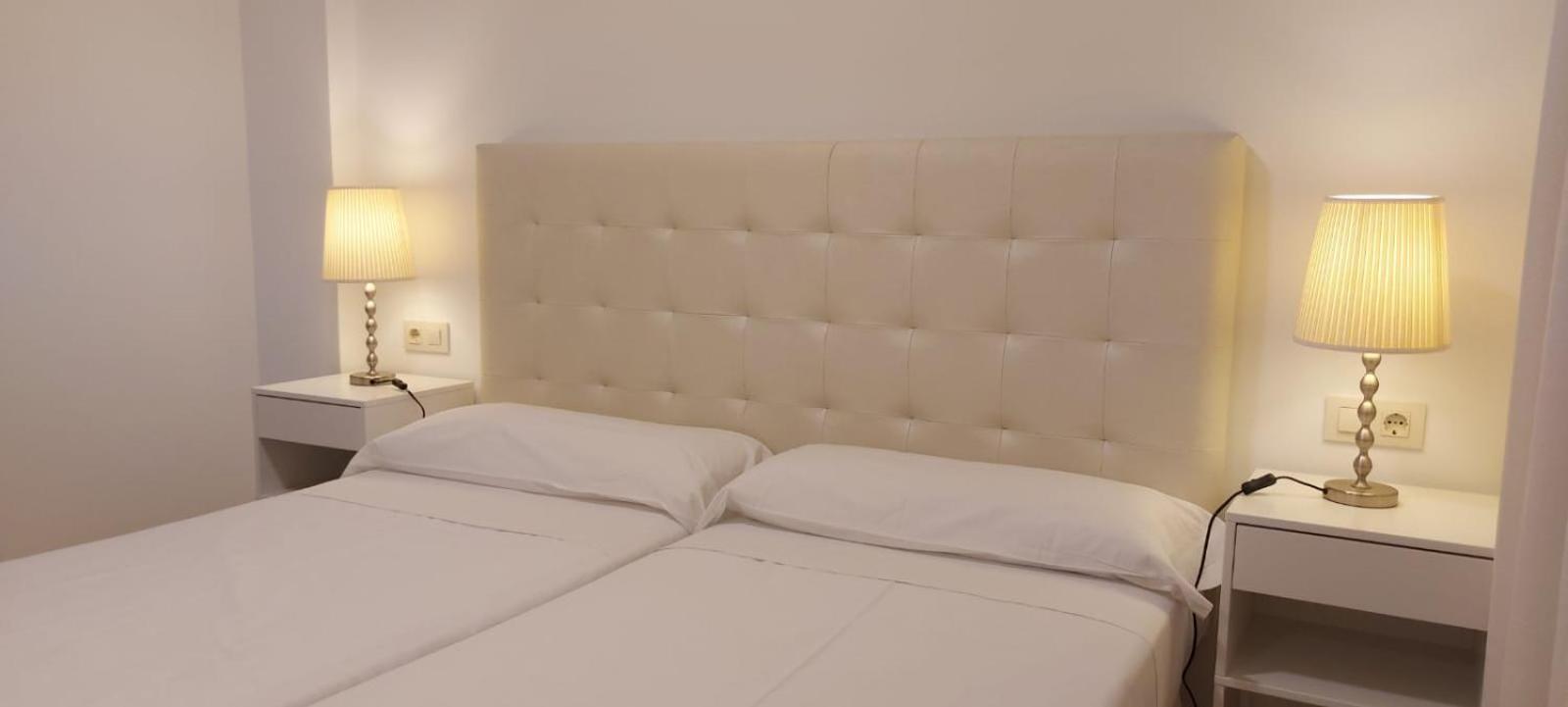 Apartamentos Turisticos Arosa Ogrove 오그로브 외부 사진